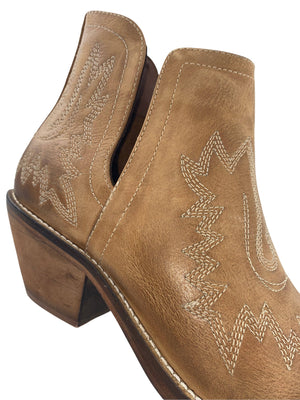 KICK IT- WESTERN BOOTIES TAN